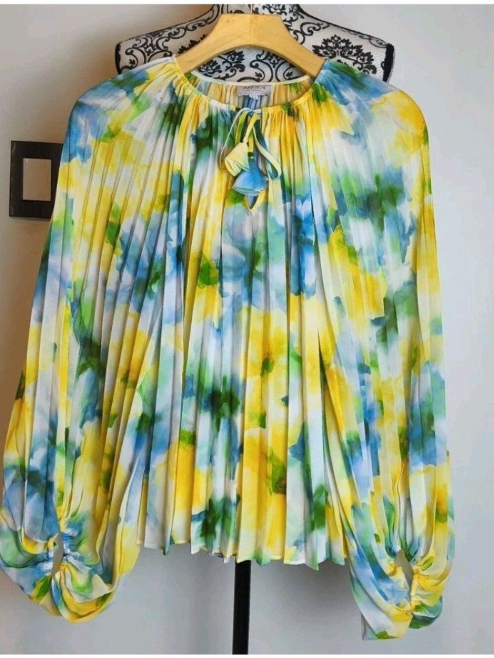 MISA Los Angeles Women's Pleated Balloon Sleeve Top – Size XS